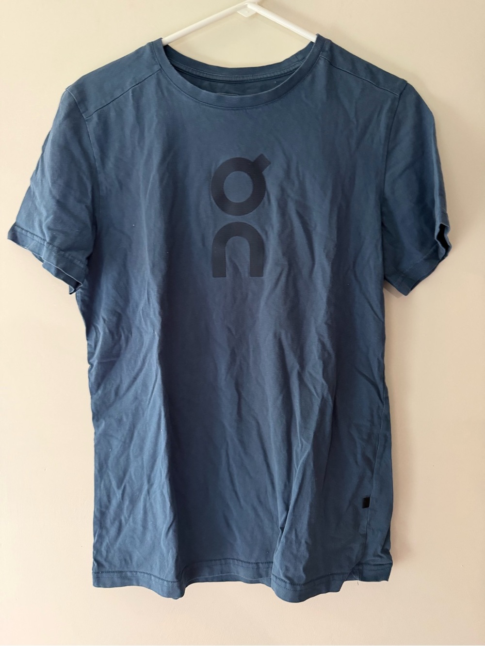 On Running Slate Blue Logo Crew Tee Size small